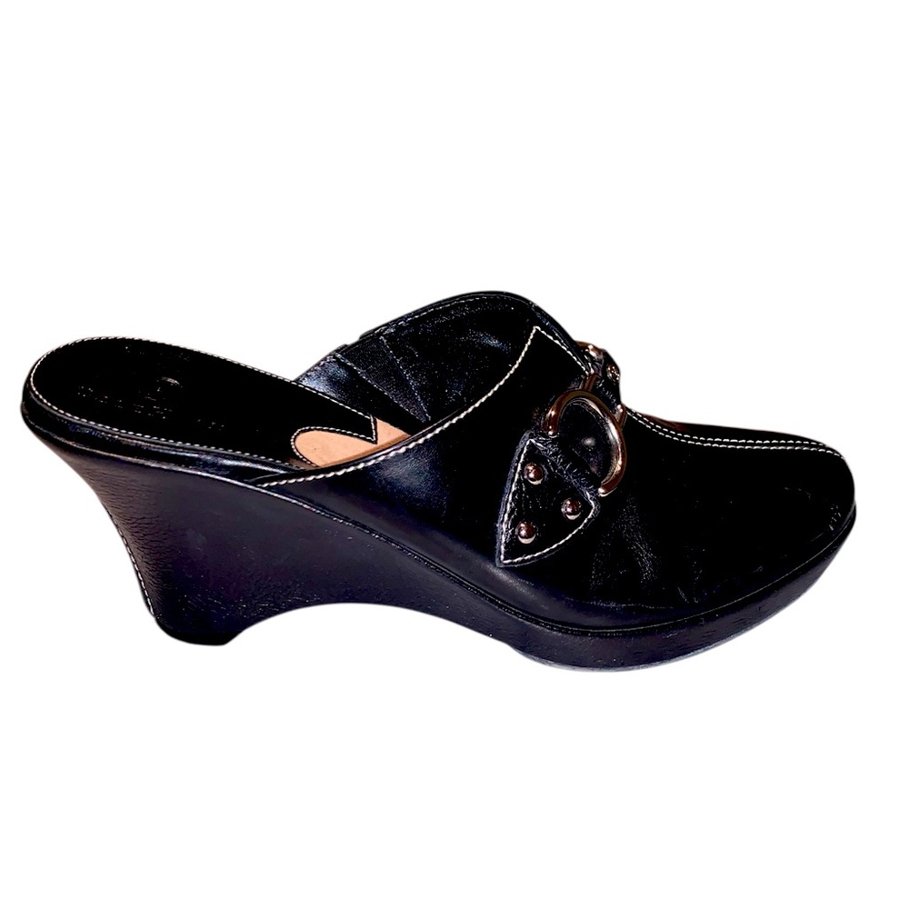 COLE HANN JIANNA LEATHER MULE/CLOG. GENTLY-LOVED!